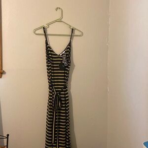 Spaghetti strap cotton blend drips. Never worn. Navy, gold, white.